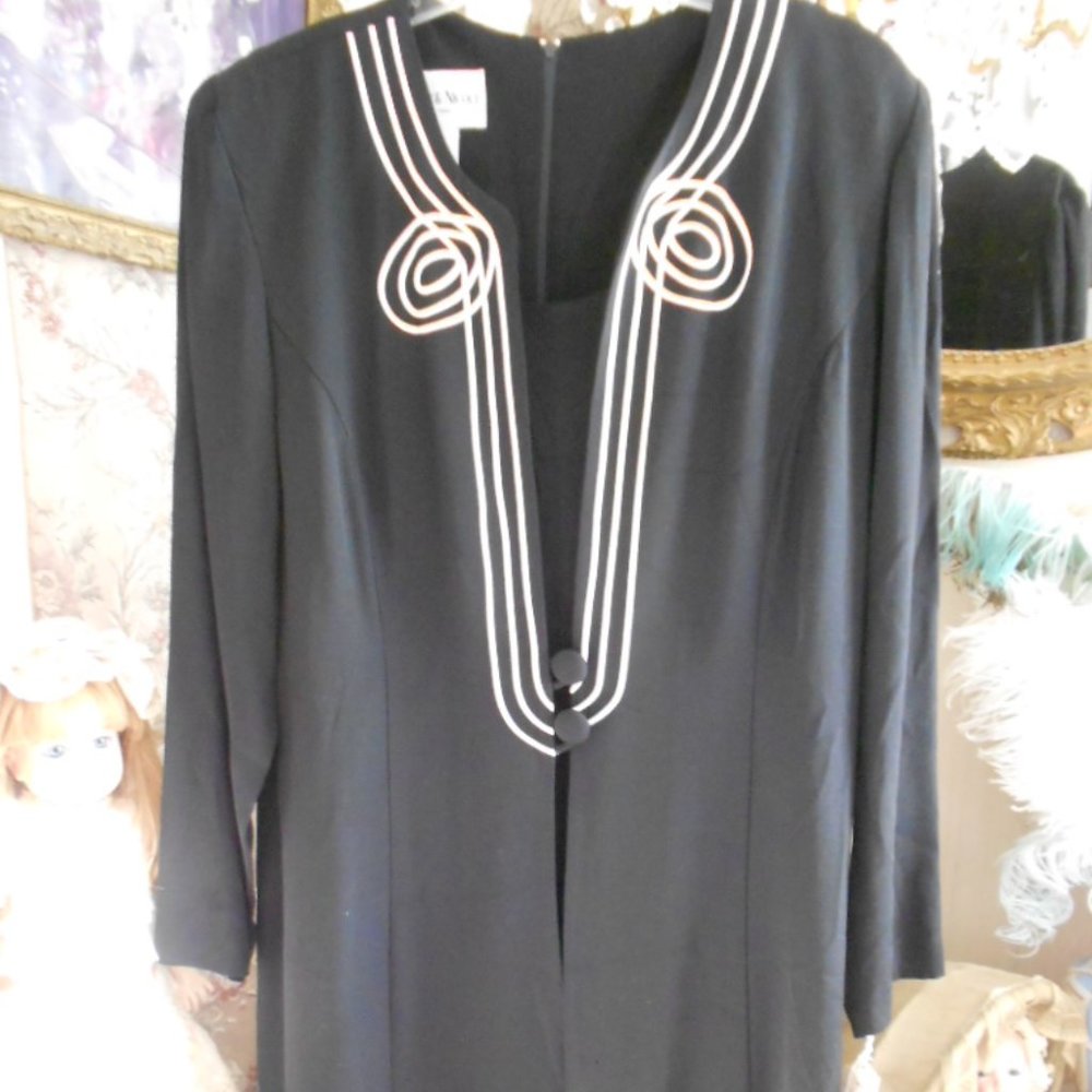 Danny & Nicole Size 14 NWT Black Suit Dress